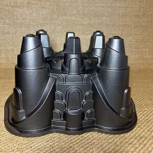 Nordic Ware Palace Royal Bundt Pan Cast Aluminum Architectural Mold